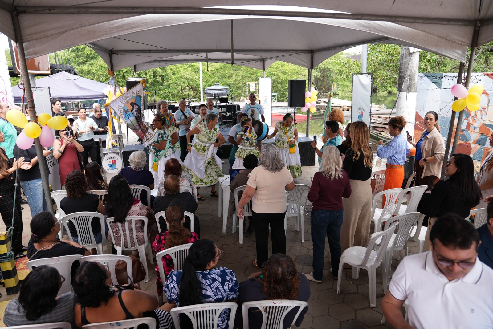 Celebração do Dia das Paneleiras e entrega do projeto Raízes do Galpão. Foto: Petrus Cinzaro